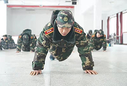 參加2024福州小學(xué)生軍事夏令營走進(jìn)軍營!