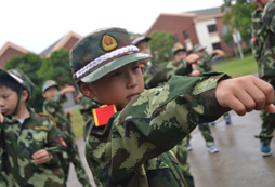 軍事吃苦體驗(yàn)營8月20日火爆招生中！