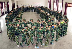 中國121軍事分析假期讓孩子去參加夏令營的目的
