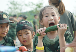 上海１２１軍事營(yíng)讓孩子變的自信勇敢