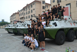 121軍事訓(xùn)練營家長怎么才能和孩子溝通