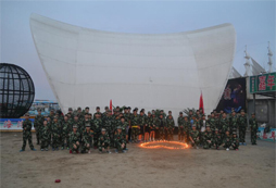 121軍事訓(xùn)練營父母如何從小培養(yǎng)孩子自理能力