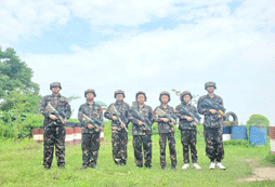 為什么選擇中國(guó)121軍事夏令營(yíng)