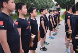 孩子參加軍事夏令營(yíng)家長(zhǎng)必須知道些什么