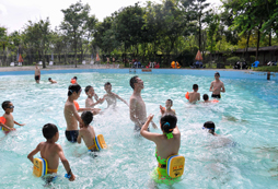 軍事夏令營(yíng)