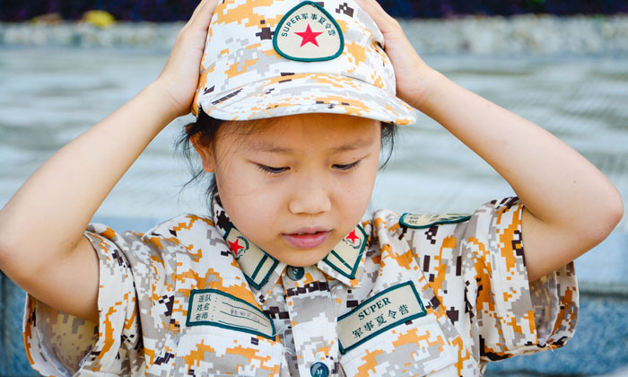 摸摸帽子