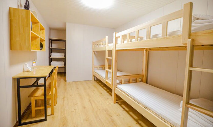 寬敞明亮的宿舍