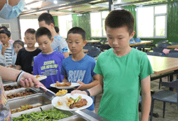 好好吃飯，補(bǔ)充營養(yǎng)