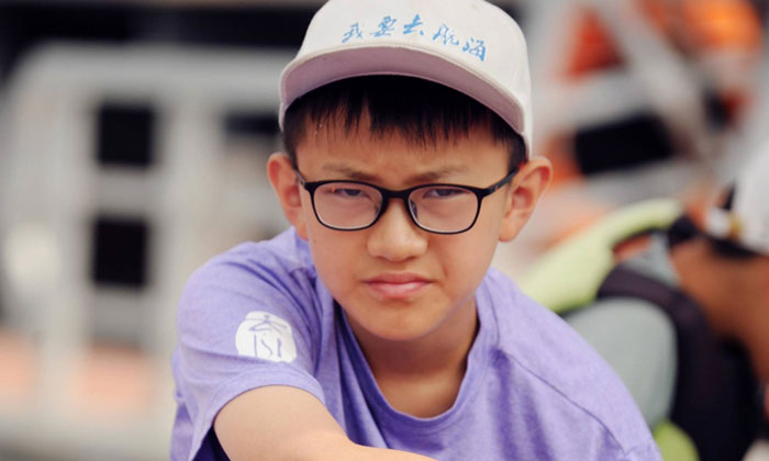 瞅瞅這哀怨的小眼神,也太可愛了吧