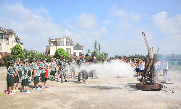 讓孩子參加宿州軍事夏令營(yíng)的收益有哪些？