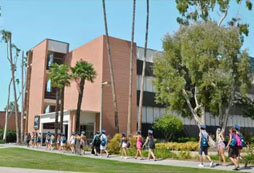 到美國游學(xué)體驗(yàn)加州大學(xué)生活