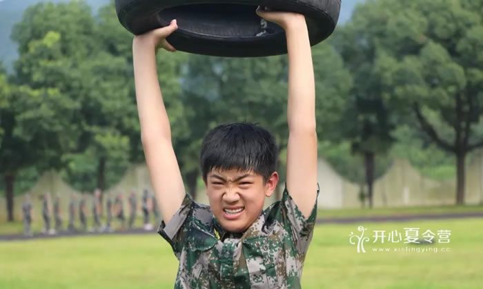 安徽軍事夏令營(yíng)
