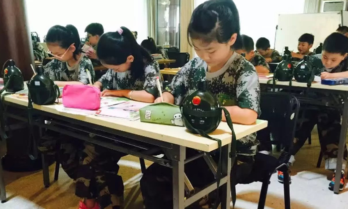 安徽有14天左右的軍事夏令營(yíng).jpg