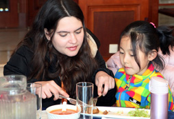 安徽夏令營(yíng)會(huì)不會(huì)讓孩子變得貪玩？