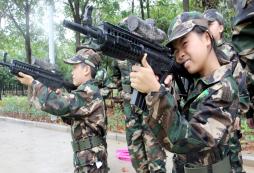 青少年參加安徽軍旅夏令營有什么收獲
