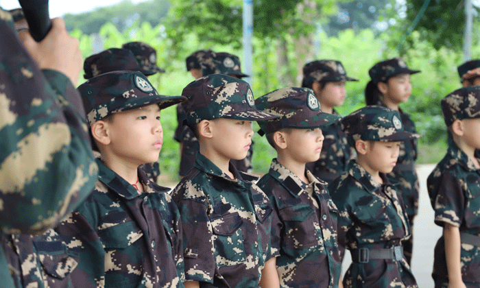 澳門軍事夏令營.gif