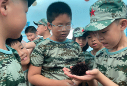 參加澳門軍事夏令營培養(yǎng)孩子的堅強毅力