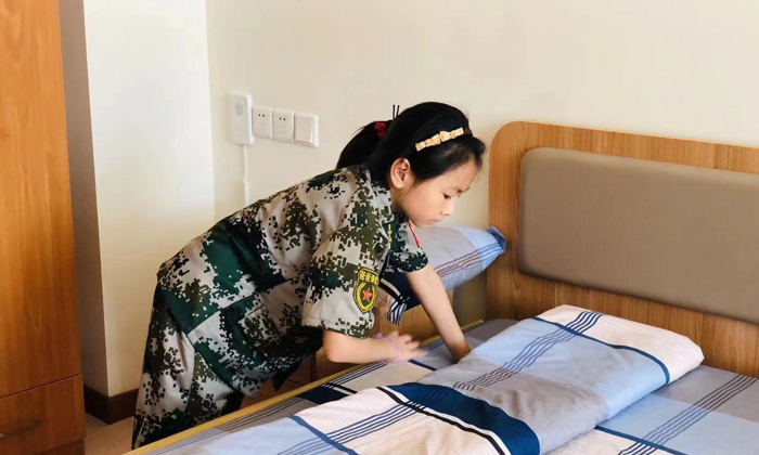 疊被子中