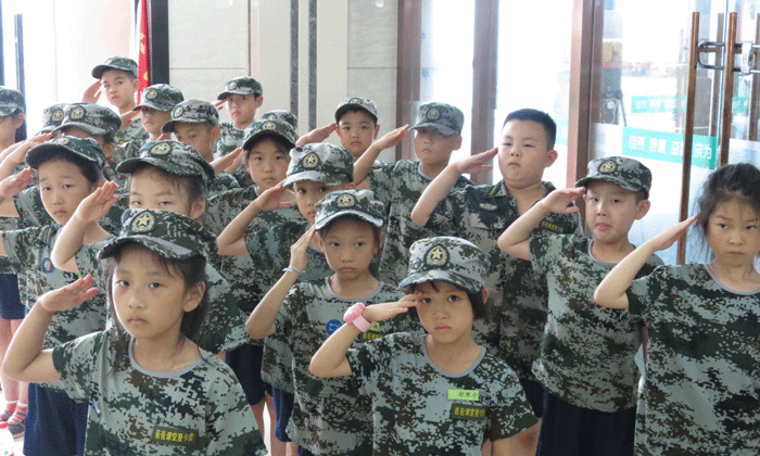 繼承軍人意志