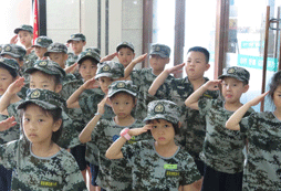 爸爸課堂習(xí)慣軍事夏令營怎么樣？