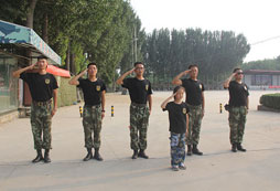 北京軍事夏令營(yíng)可以讓孩子學(xué)會(huì)感恩嗎？