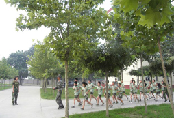 北京兒童軍事夏令營(yíng)報(bào)名費(fèi)用！
