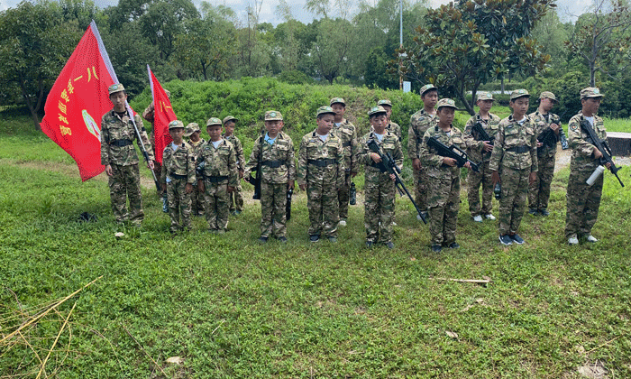 北京軍事夏令營費用