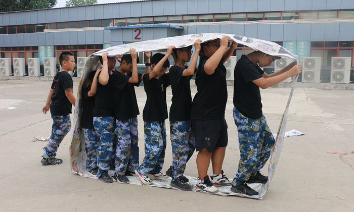 北京軍事夏令營(yíng)多少錢