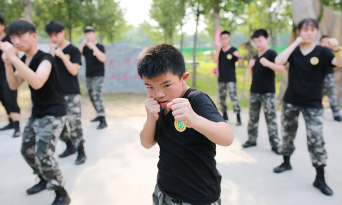 北京少年預(yù)備役軍事夏令營