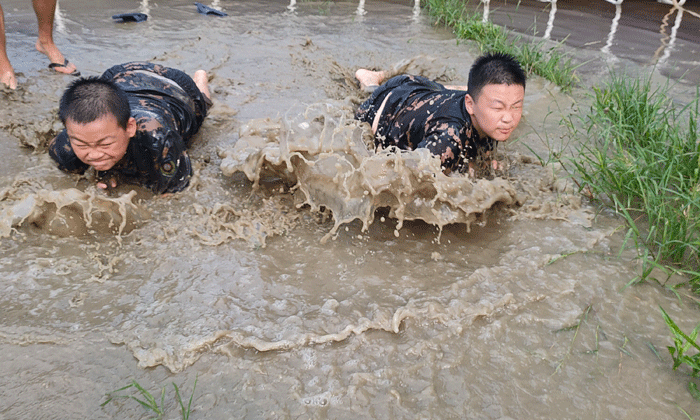 艱苦訓練，磨煉意志