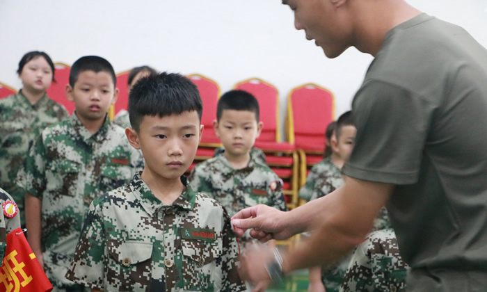 榮獲榮譽(yù)勛章