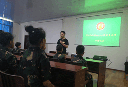 開營儀式，教官講話