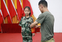 競(jìng)選小班長