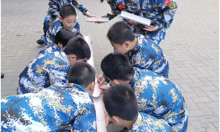 畢節(jié)科技夏令營激發(fā)孩子的探索科技精神！.jpg