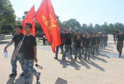 北京軍事夏令營讓孩子學(xué)會自我管理！