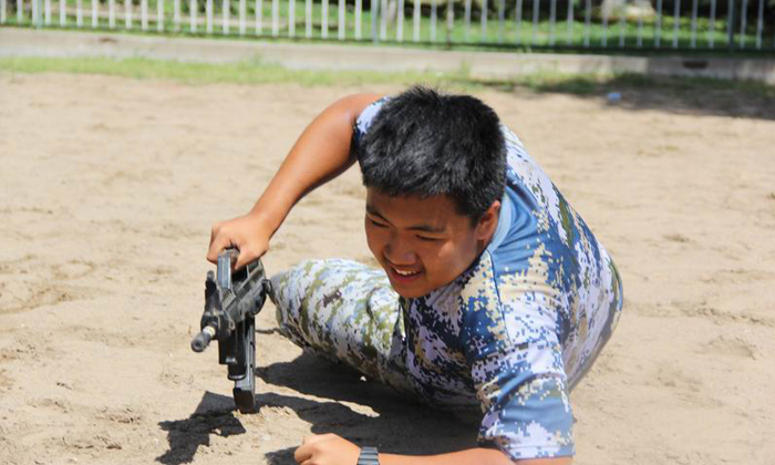 沙地射擊訓(xùn)練