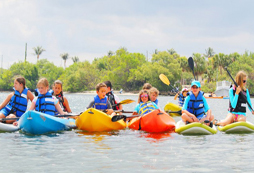 皮劃艇比賽開始了