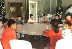 做好，準備用餐