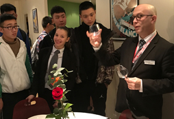 走進(jìn)海外課堂體驗(yàn)國(guó)外獨(dú)特的學(xué)習(xí)方式