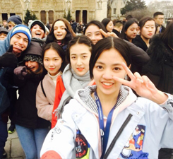 體驗法國文化與國外學(xué)子進行一次面對面的交流