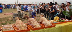 中小學(xué)草原夏令營為您介紹蒙古族敬神