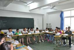 成都新東方夏令營(yíng)指出預(yù)習(xí)是學(xué)好英語課的關(guān)鍵