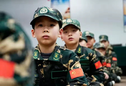 常德兒童軍事夏令營讓孩子得到磨煉！