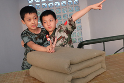 中小學(xué)生參加成都夏令營難嗎?