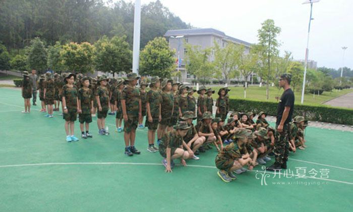 成都軍事夏令營培養(yǎng)孩子的自律能力
