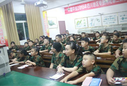 成都軍訓(xùn)夏令營有哪些不同時間的課程？