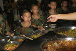 成都周邊夏令營為孩子全面發(fā)展做貢獻