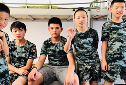 專業(yè)的成都軍事夏令營為孩子提供最安全的保障？