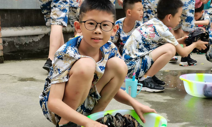 成都軍訓(xùn)夏令營價(jià)格是多少