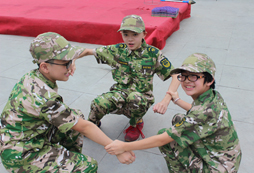 成都軍訓(xùn)夏令營哪個機構(gòu)比較好？